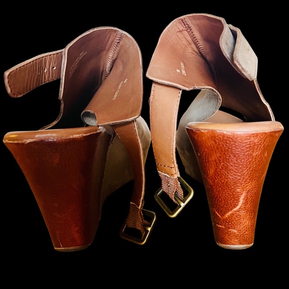 Barely worn Kork-Ease Berit Peep Toe Wedge Sandals | 9M | $25 - Picture 7 of 9